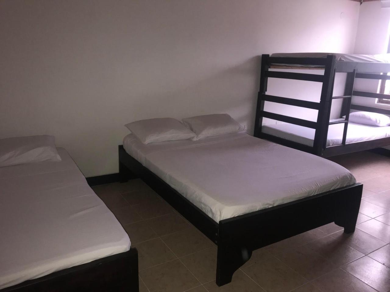 Hotel Y Balneario El Descanso Villavicencio Esterno foto